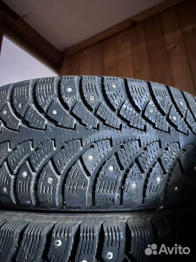 Nokian Tyres Hakkapeliitta 4 185/60 R15 88T