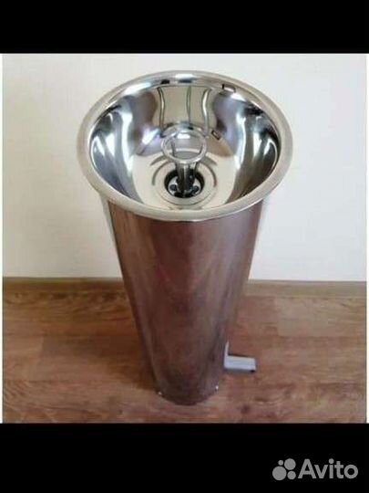 Фонтанчик питьевой