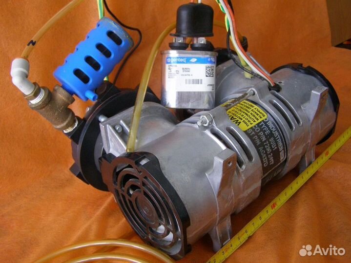 Вакуумный насос Stairs Vacuum LAA-107D-HB (США)