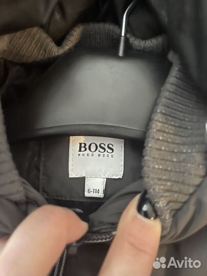 Пуховик на мальчика hugo boss