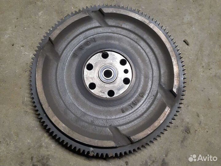 Маховик mazda 626 GE 2.0