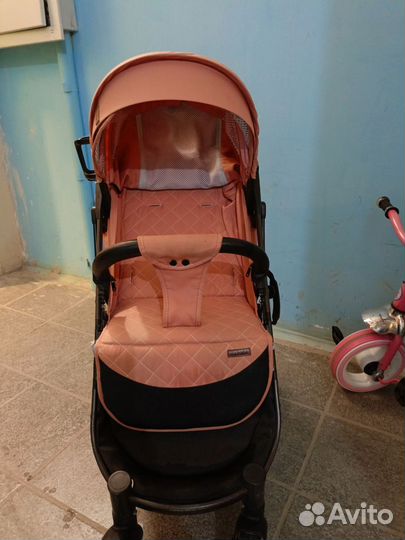 Прогулочная коляска