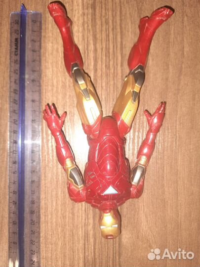 Железный человек Hasbro