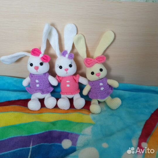 Зайки, заяц в кофте, бантик