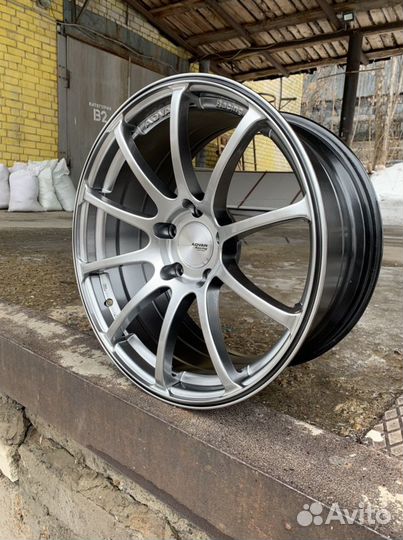 Диски Advan Racing RS R18
