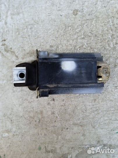 Ограничитель двери