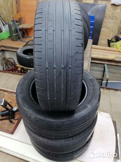 Continental ContiPremiumContact 2 215/55 R18