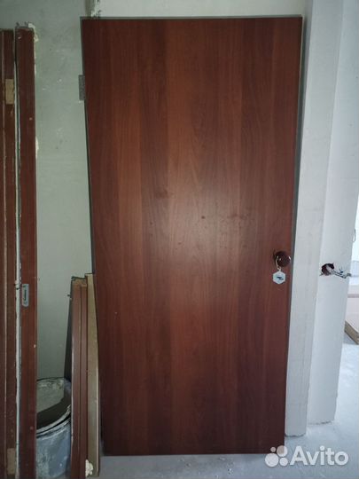 Дверь входная