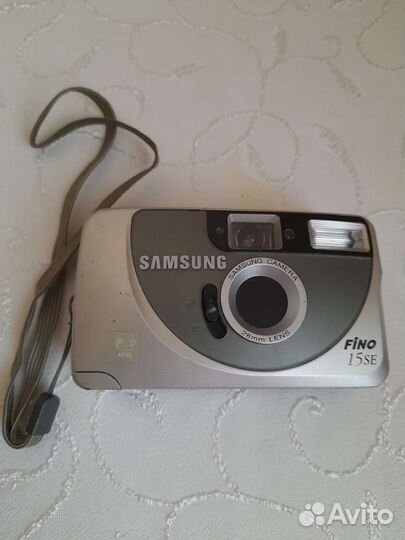 Фотовспышка в кожаном футляре