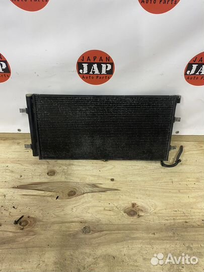 Радиатор кондиционера Audi A5 8T