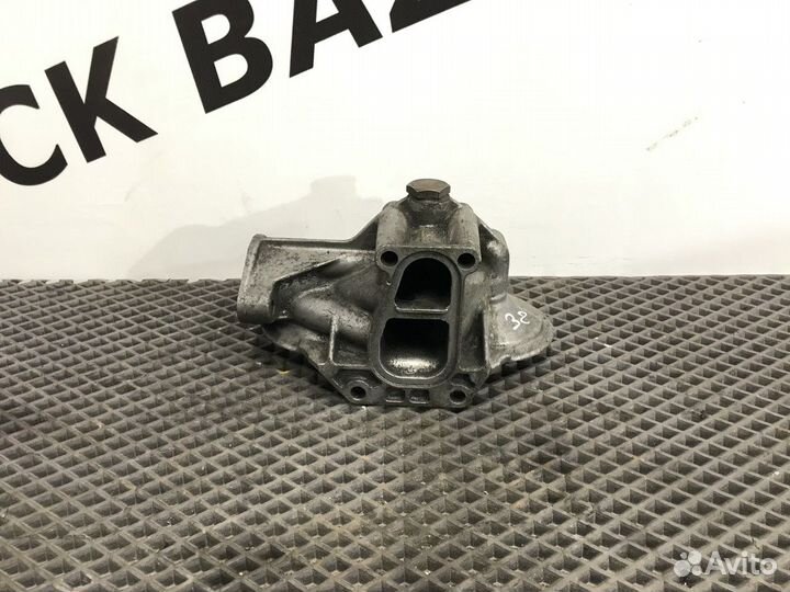 Кронштейн масляного фильтра Volvo F