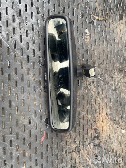 Зеркало салонное Toyota Crown S200 GWS204