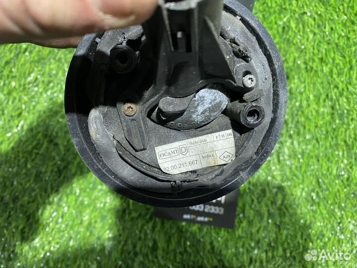 Зеркало правое механическое Renault Logan