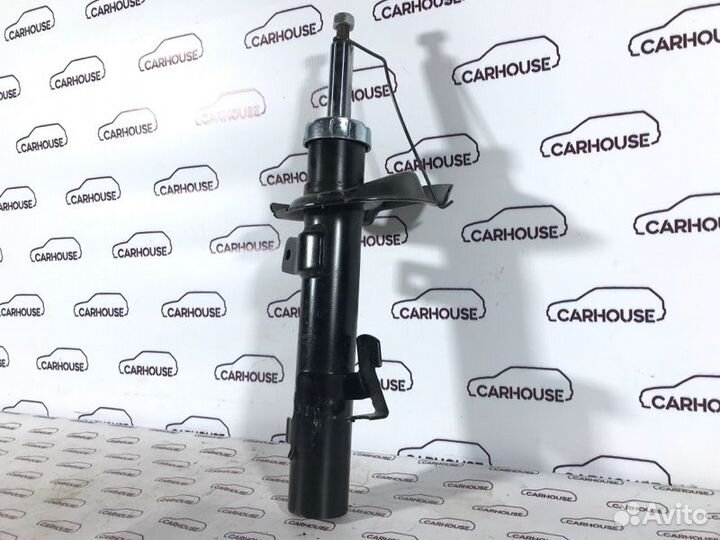 Амортизатор передний правый