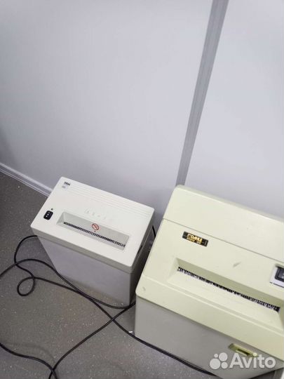 Пepсoнальный уничтожитeль бумаг idеаl 2230