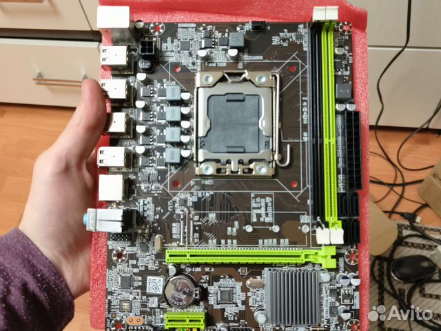 LGA 1356 Новые материнские платы и процессоры