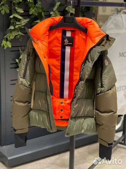 Пуховик moncler куртка