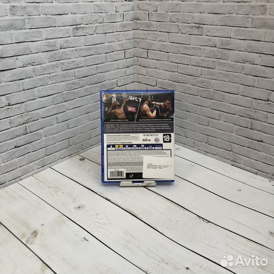 Диск PS4 Ufc 3 (русские субтитры)