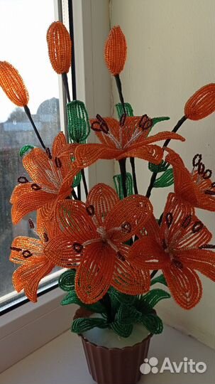 Цветы из бисера