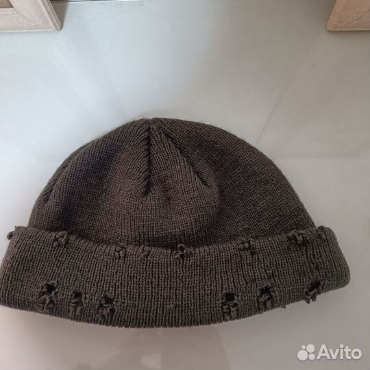 Шапка бини с дырками