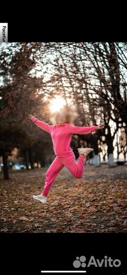 Спортивный костюм женский
