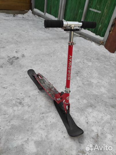 Лыжный самокат