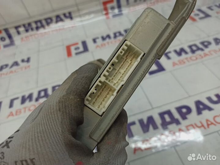 Блок управления АКПП Toyota Land Cruiser (J100) 89530-60251