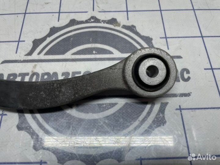 Рычаг подвески верхний задний правый Mercedes-Benz