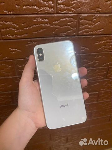 iPhone X, 64 ГБ