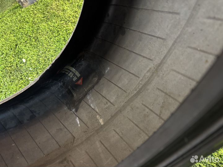 Nokian Tyres Hakkapeliitta 9 245/40 R19