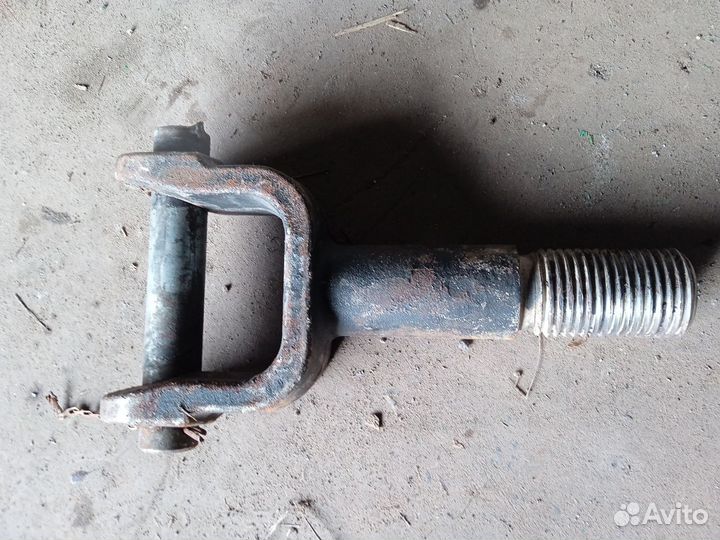 Крюк буксировочный для Камаза