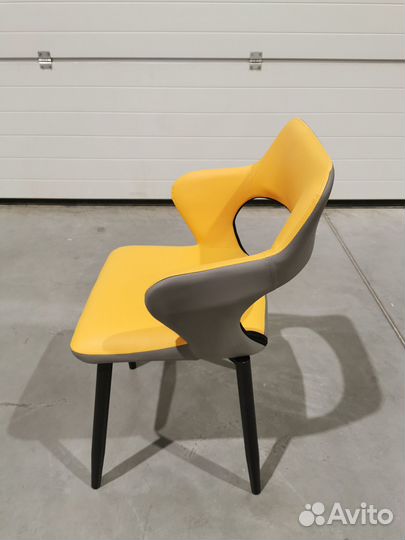 Новые кухонные стулья