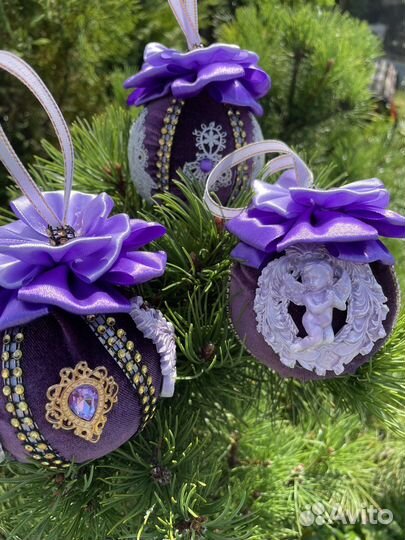 Новогодние шары на елку