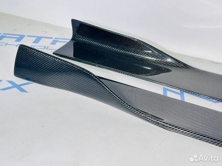 Лезвия на пороги BMW G12 карбон (238 см)