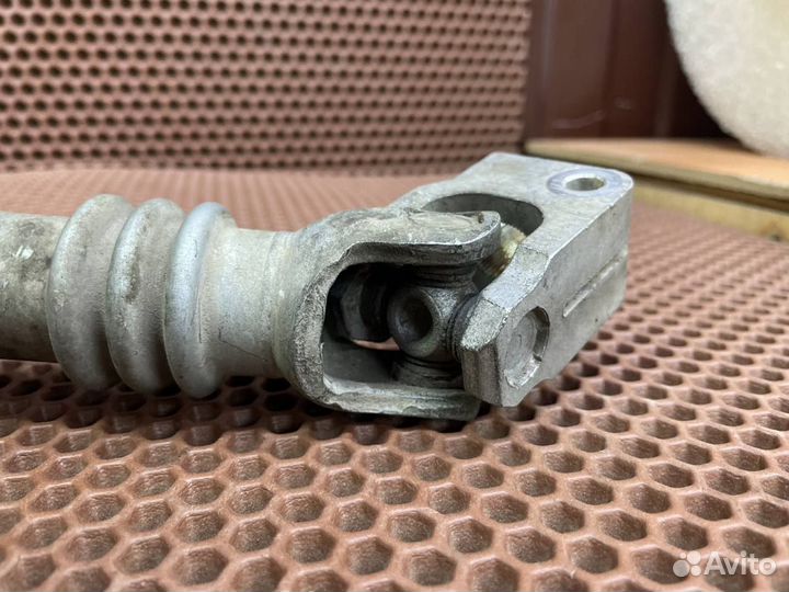 Рулевой кардан карданчик Mercedes-Benz w205