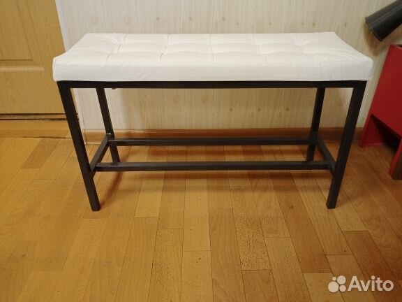 Банкетка белая для обуви