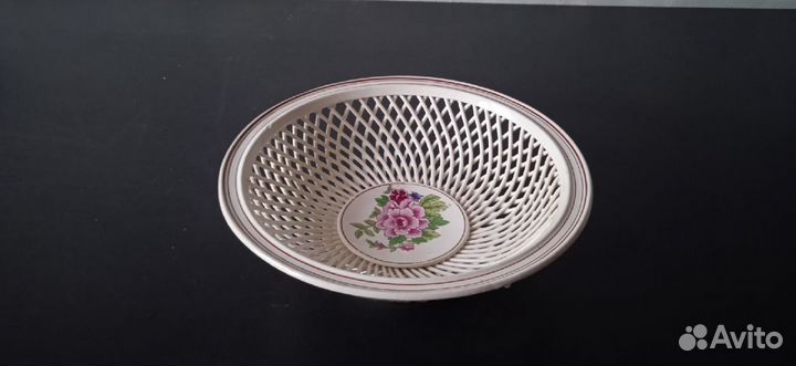 Сухарница фаянс старейшая плетёнка клеймо Кузнецов