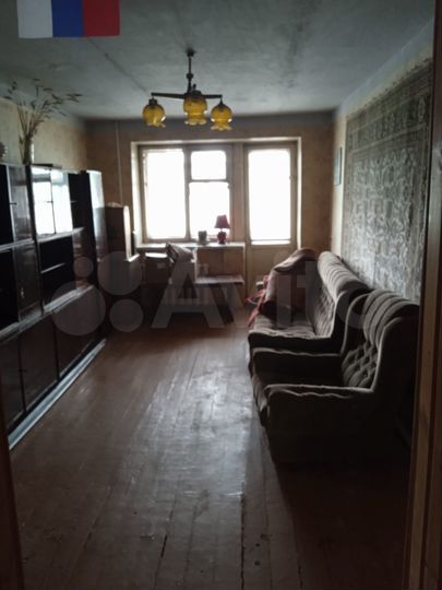 3-к. квартира, 60 м², 2/5 эт.