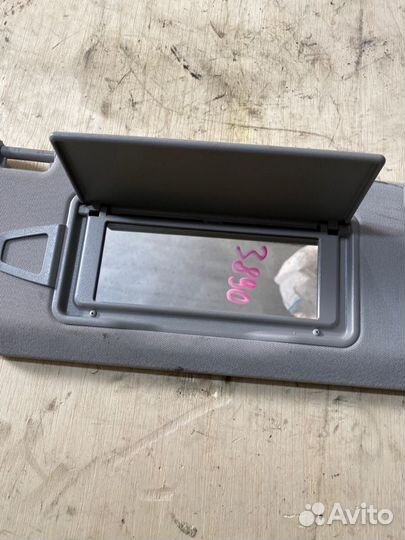 Козырек солнцезащитный правый Mercedes-Benz