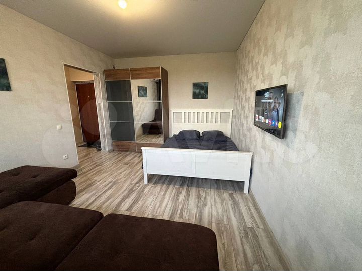 1-к. квартира, 40 м², 7/17 эт.