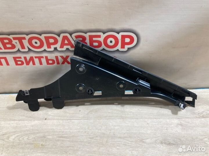 Направляющая стекла двери задняя левая LADA Xray