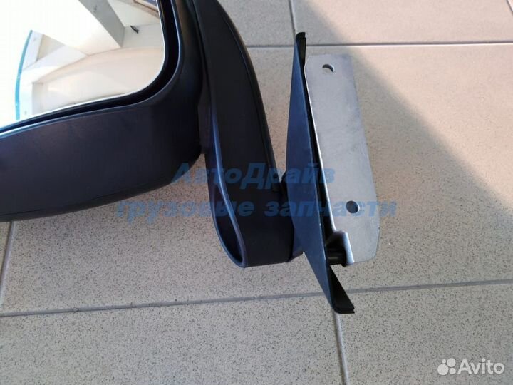 Зеркало Ивеко Еврокарго Стралис с электроприводом