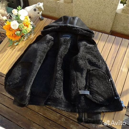 Мужская натуральная дубленка с капюшоном