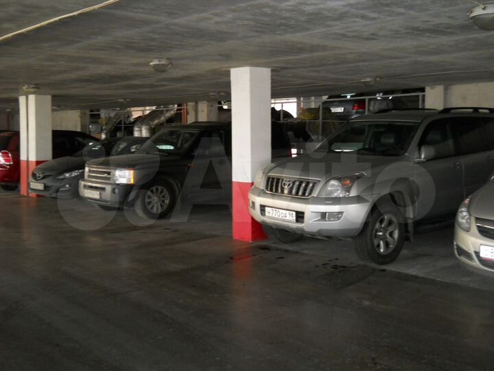 Машиноместо, 15 м²