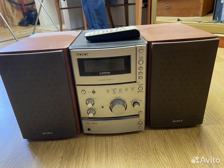 Музыкальный центр sony