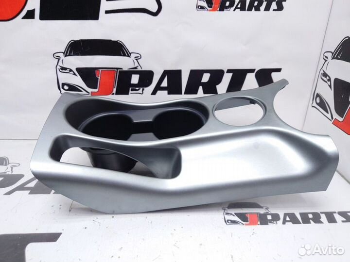 Подстаканник Mitsubishi Outlander XL