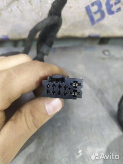 Электропроводка двери задняя левая Audi A8 D3 2004