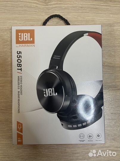 Беспроводные наушники JBL 550BT