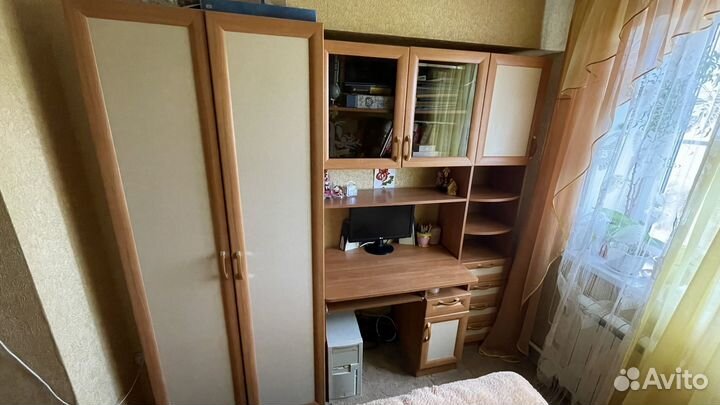 Детская стенка со столом