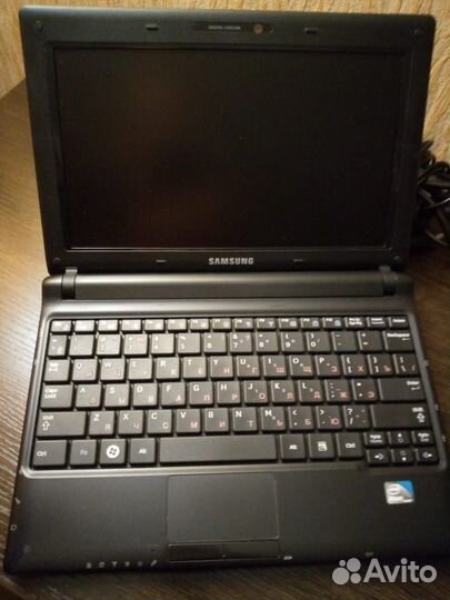 Нетбук Samsung NP-N145 Plus